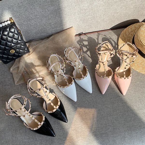 

zapatos de mujer new female sandals korean fashion rivet pointed high heels shallow mouth hollow women's shoes, Black