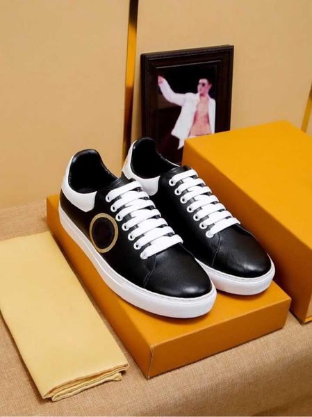 

2020z new men's wild trend casual shoes hiking sports shoes travel shoes and other original packaging with original box fast delivery, Black