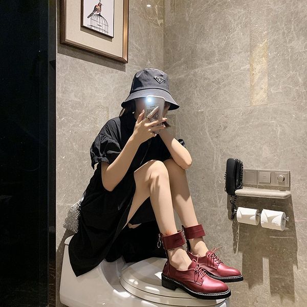 

spring and autumn 2020 new casual round toe small leather shoes fashion all-match rivet platform shoes female x325, Black
