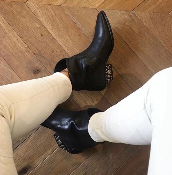 

new pointed toe ankle women rivets slip on black leather shoes woman runway fashion short motorcycle flat cs04