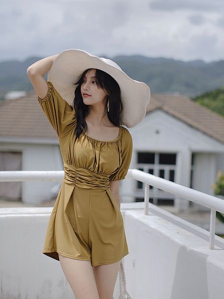 

light ripe hepburn style new salt swimsuit sweet small temperament western style french one-shoulder one-piece swimsuit, White;black