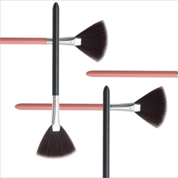 

1pcs professional fan shape makeup brush blending highlighter contour face loose powder brush cosmetic t0413