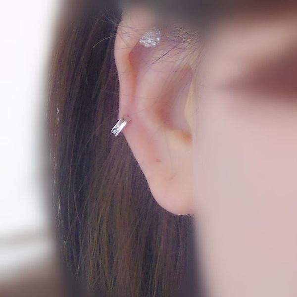 

925 sterling silver earring super mini ear ring 4 mm car flower concave small ear bone buckle trend wild boy girl jewelr, Golden;silver