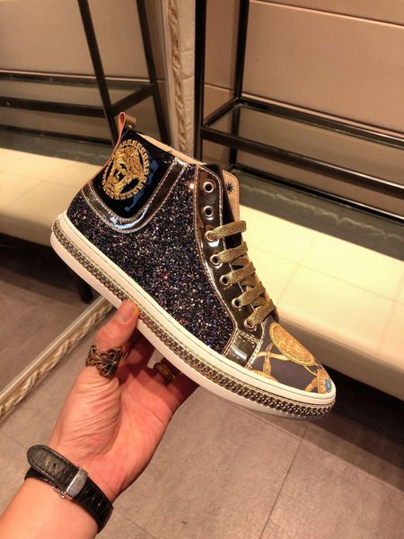 

2020w fashion limited edition leather trend men's shoes high-casual shoes, high-end fashion wild sports shoes, original box deliver