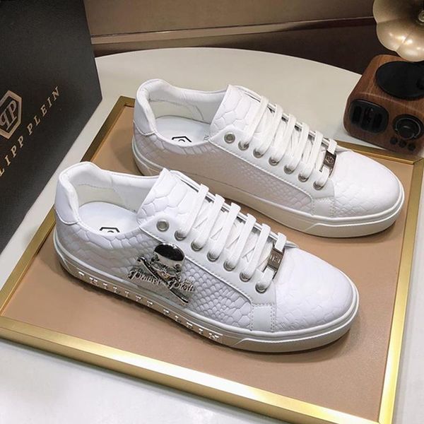 

luxury men 's shoes fashion casual lightweight plus size autumn and winter footwears running cool street fashion shoes with origin box
