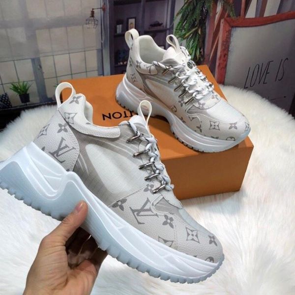 

234 new designer luxury women's casual fashion shoes, women's outdoor casual shoes, high-quality materials, with original box, Black