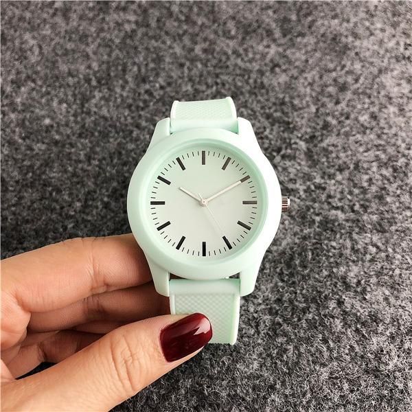 

royal oak ladies watch casual fashion crocodile quartz watch pu strap ing, Slivery;brown