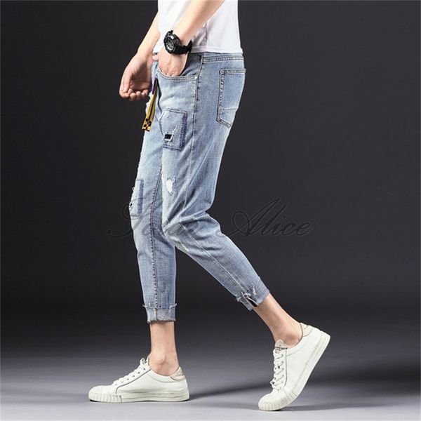 

2020 men's spring and autumn new ankle length small feet jeans mid-waist slim patch ripped casual pants, Blue