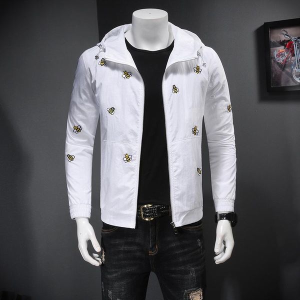 

2020 новая весна осень мужская куртка с капюшоном вскользь streetwear пчелы вышивки с капюшоном куртки пальто верхняя одежда пальто плюс раз, Black;brown