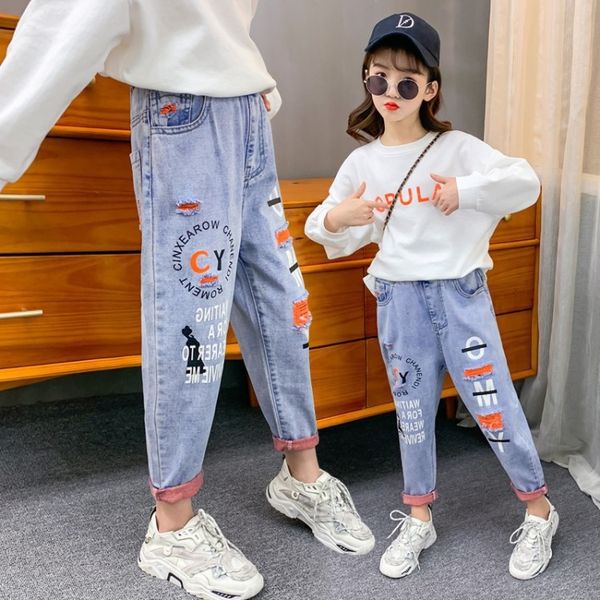 

girls' spring 2020 trousers and jeans new beggar spring and autumn children's western style loose hole jeans long pants, Blue
