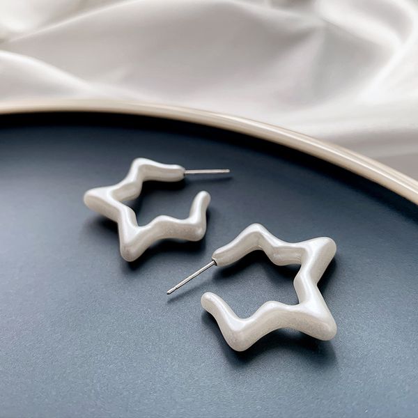 

korean new design fashion jewelry simple elegant white resin small hoop earrings for women gift, Golden;silver