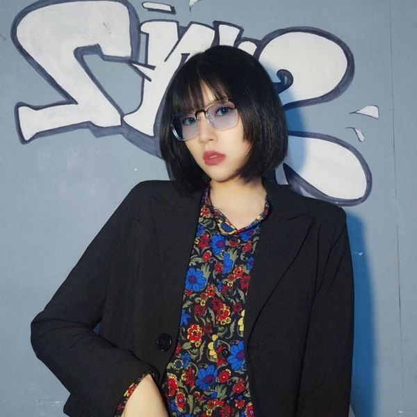 

thin face sunglasses large frame new retro women's sunglasses fashion matching square frames men and women, White;black