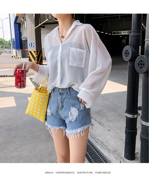 

2020 spring and summer chiffon shirt long-sleeved sunscreen women's long section loose outer jacket shirt, White