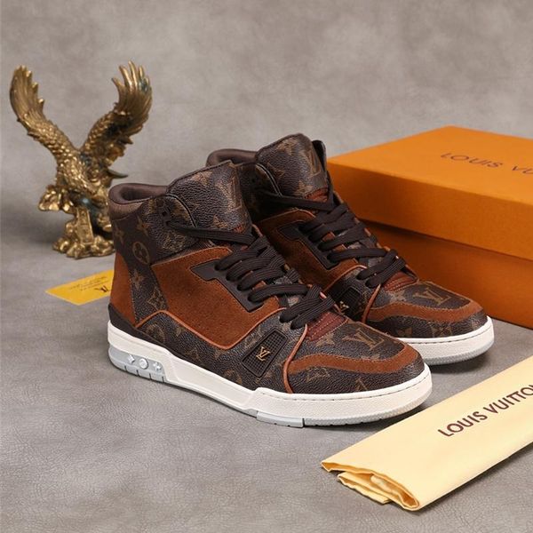 

062 men's designer casual sports shoes, luxury trendy travel casual shoes, sports shoes. fast delivery in original box packaging, Black