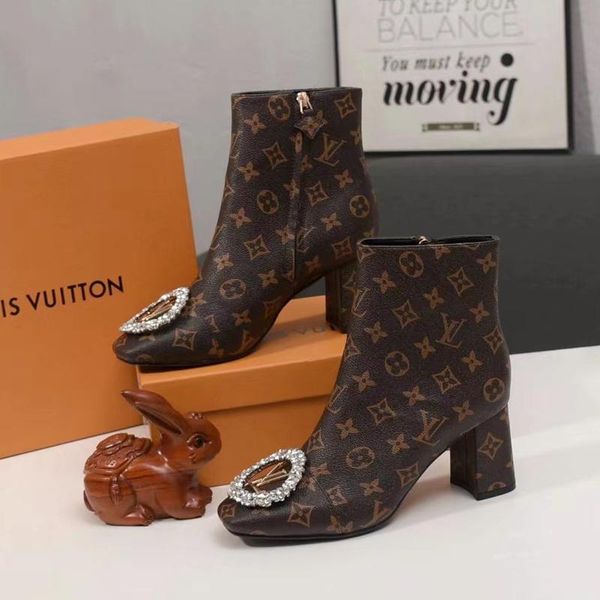 

64 designer luxury women's casual fashion shoes, women's outdoor casual shoes, fast delivery, original box, Black