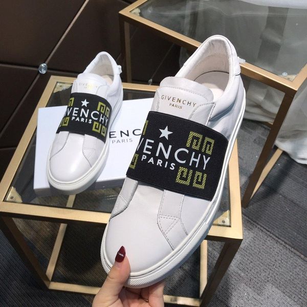 

2021-2020c high -end limited -edition leather elastic low -casual men 's shoes ,fashionable and comfortable sports shoes ,wild fla, Black