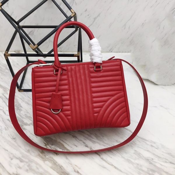 

female classic killer bag embroidery line design baigang hardware accessories. multiple floor space enough practical and fashionable