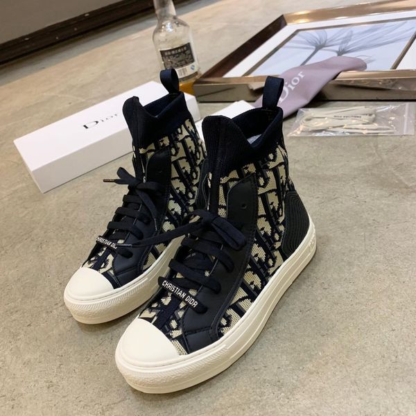 

new8 luxury high-ladies casual shoes fashion wild flat-bottomed sneakers outdoor comfortable breathable travel shoes, Black