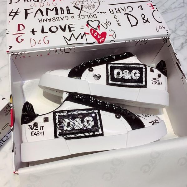 

2021-2020e new trend embroidered leather casual shoes outdoor men and women casual sports shoes fashion wild couple shoes ,yards 35 -45, Black