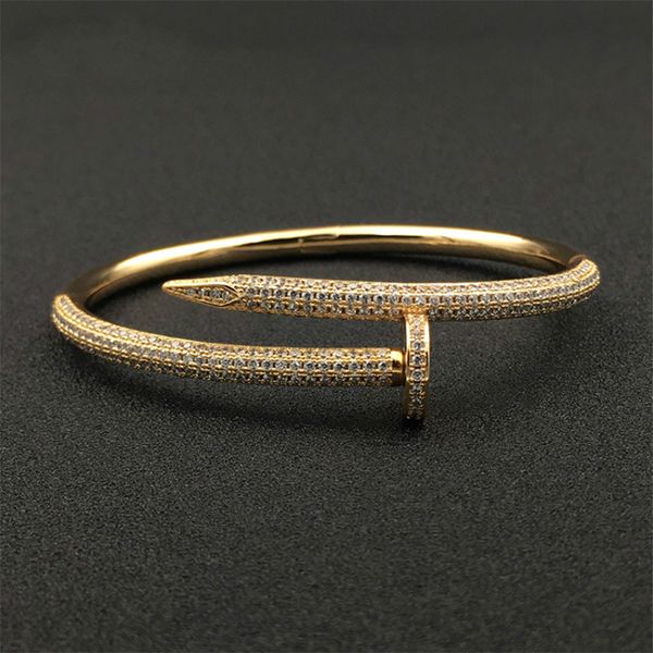 

party european and american fashion large classic micro inlaid zirconia zirconia bracelet ladies' bracelet, Black