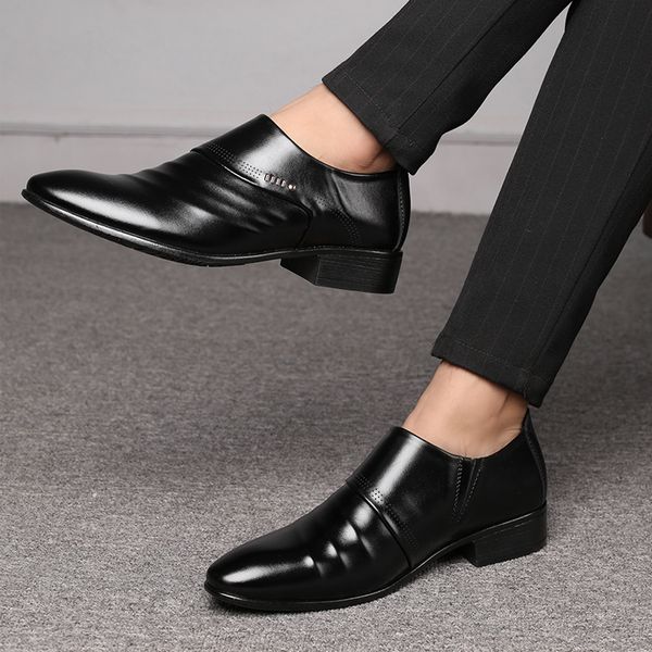 

2020 new men's business oxford shoes foot cover black brown men's office wedding pointed leather shoes men