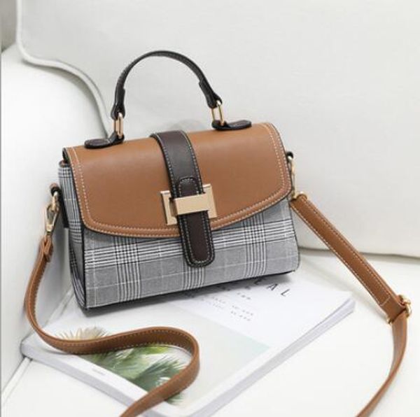 

2020 new women's bag women's handbags small tote simple versatile one shoulder messenger bag