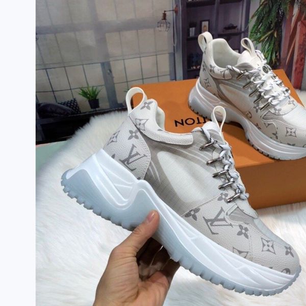

253 new designer luxury women's casual fashion shoes, women's outdoor casual shoes, high-quality materials, with original box, Black