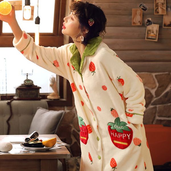 

autumn and winter pajamas, coral velvet, thickened strawberry nightdress, bathrobe, long pajamas, flannel home clothes, Black;red