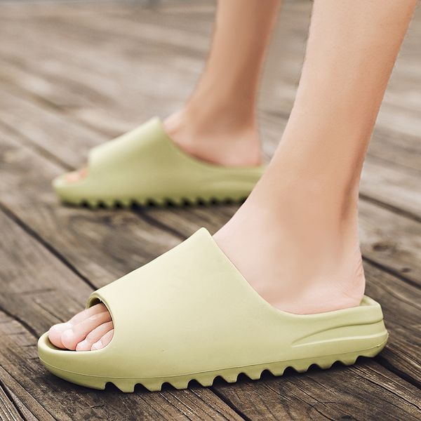 

arrival men's clogs summer shoes men slippers breathable non-slip mules male garden shoes casual beach sandals