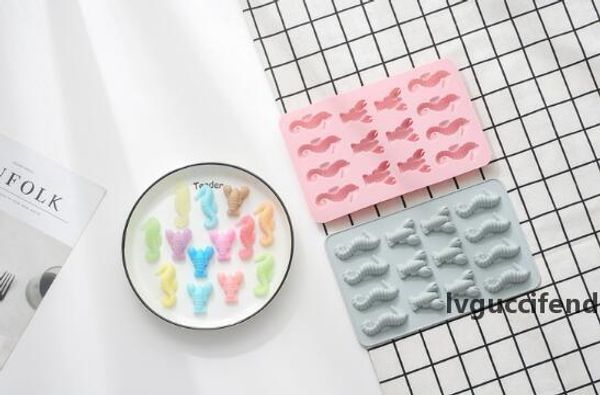 

silicone cake mold 14 with lobster seahorse chocolate mold hand