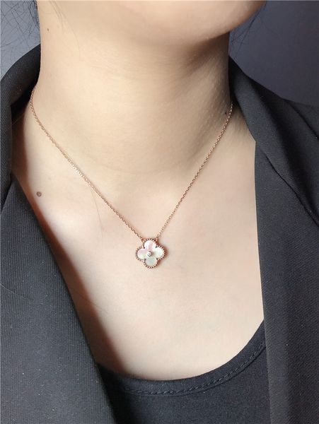 

lucky clover ожерелья женщины 925 стерлингового серебро кулон небольшого дизайн света картофельных ключицы цепи, Silver