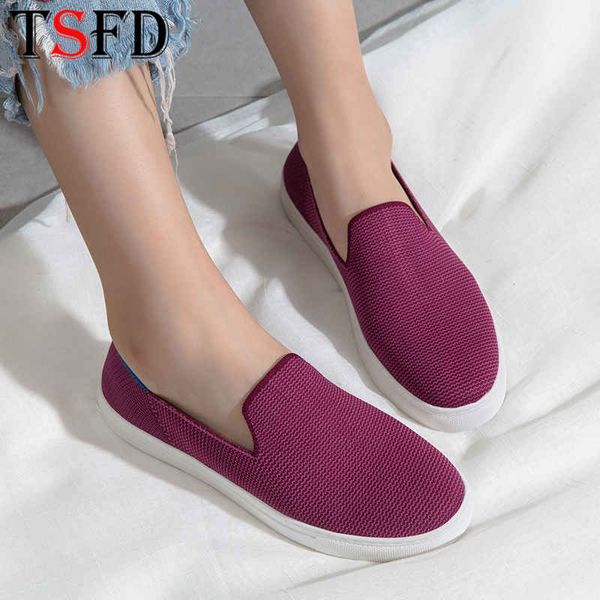 

breathable mesh women's summer shoes low female sneakers slip-on female shoes red leisure loafers light ladey flat shoe o3, Black