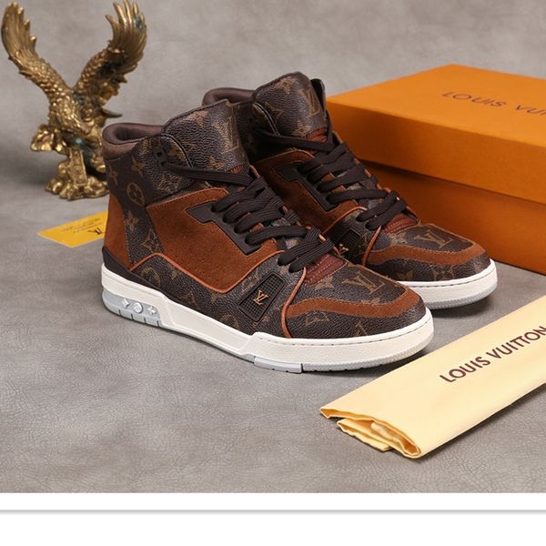 

087 men's designer casual sports shoes, luxury trendy travel casual shoes, sports shoes. fast delivery in original box packaging, Black