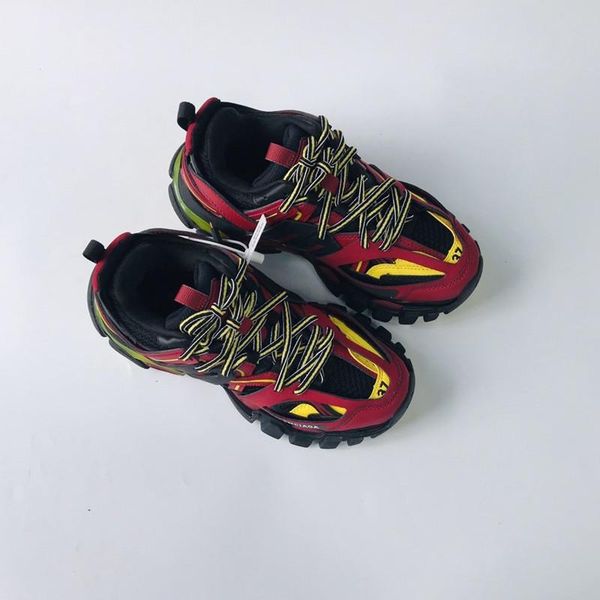 

2020cz designer to create casual and comfortable all-match sports shoes, travel shoes outsole non-slip design with original box delivery, Black