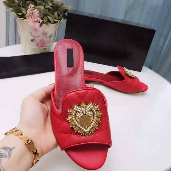 

2020 women's designer flat slippers women's all-match dress outdoor sandals black pink red brown plus size slippers