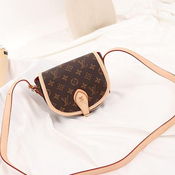

new arrival womens leather mini saddle bag ladies shoulder bag simple style lady shoulder small flap shoulder crossbody bag fast delivery