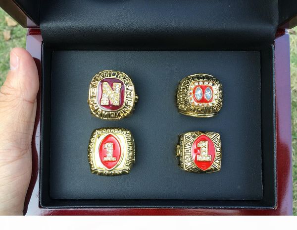

s 4pcs 1983 1994 1995 1997 nebraska cornhuskers national championship ring with wooden display box men fan gift 2019 wholesale drop shi, Golden;silver