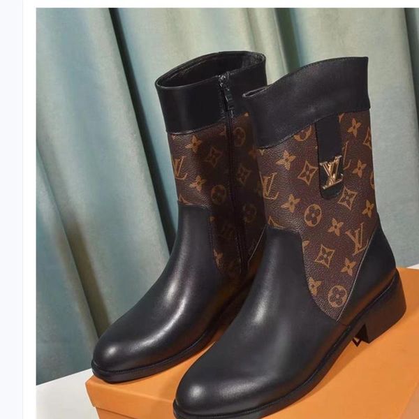 

2020ws new ladies casual fashion short boots luxury ladies travel party shoes, leather material fast delivery original box packaging, Black