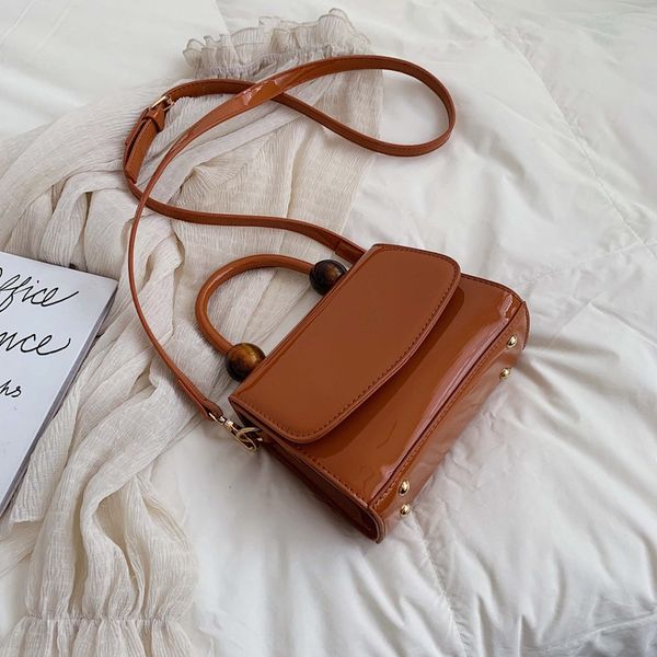 

super fire female 2019 new korean style simple texture all-match shoulder slanting square small bag small square bag, White