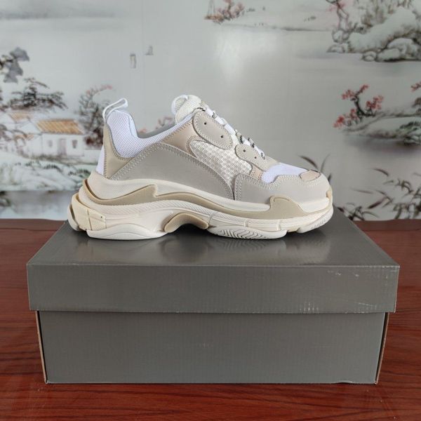 

2020se designer to create casual and comfortable all-match sports shoes, travel shoes outsole non-slip design with original box delivery, Black