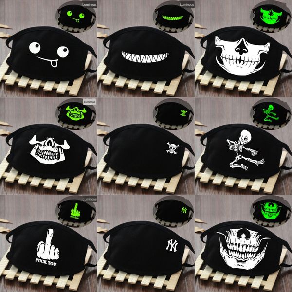 

xaho9 3d seamless magic workout outdoor skull print headwear bandana sport tube uv face mask skull scarf facemask motorcycle cycling hiki#82, Black