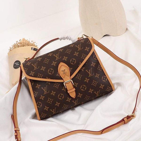 

new arrival womens bag fashion leather shoulder small flap crossbody handbags handle totes sac bandouli Ã¨re with origin box