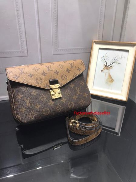 

fashion vintage handbags women designer handbag canvas contrast colour crossbody and single shoulder bags m40780