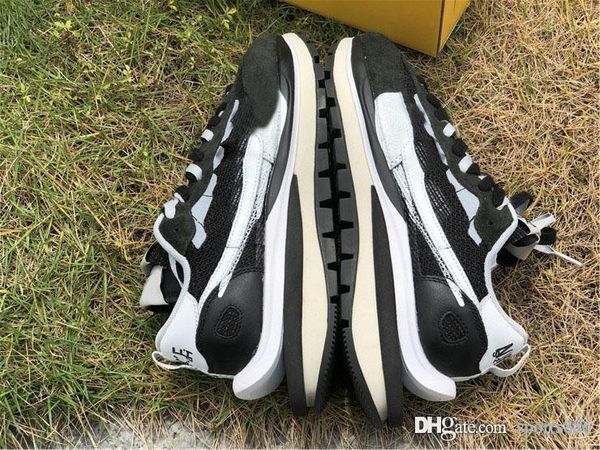 

new high authentic sacai x pegasus vaporfly sp men running shoes black summit white pure platinum man sports sneakers with box