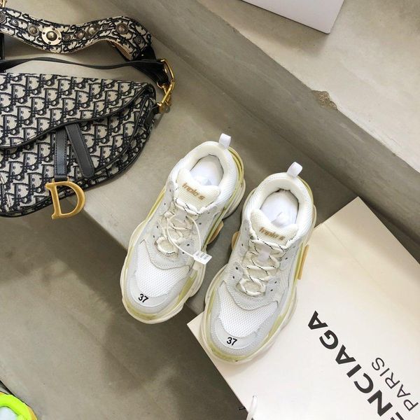 

size 35-45, with original box, low-flat triple s clear sole sneakers, r brand casual sneakers, stylish flat-bottomed comfort