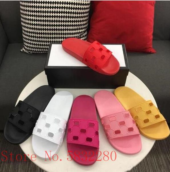

2020 women slippers comfort flats cut-out logo embossed sports rubber slides designer sandals with box dust bags size 44 43, Black