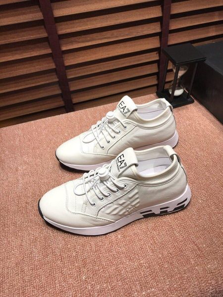 

2020e fashion men's running shoes luxury casual shoes breathable leather classic sneakers low party shoes, size: 38-45, Black