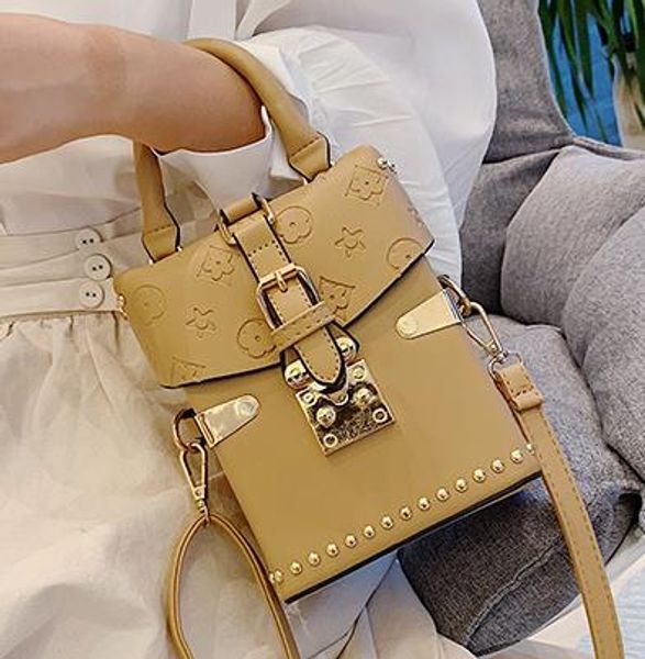

designer female bag 2020 new fashion four seasons embossed box portable selling diagonal bag ladies tide bags