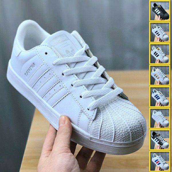 

2020 men women flat casual sneakers superstars triple black white green pink navy blue zebra mens trainers outdoor sports shoes
