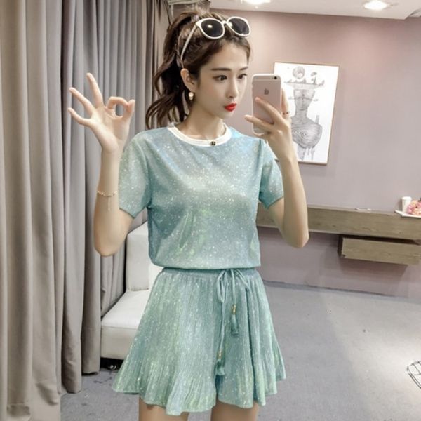

new runway sweet summer 2 piece set fashion women bling short sleeve loose t-shirt suits + pleated wide-leg shorts set, Gray